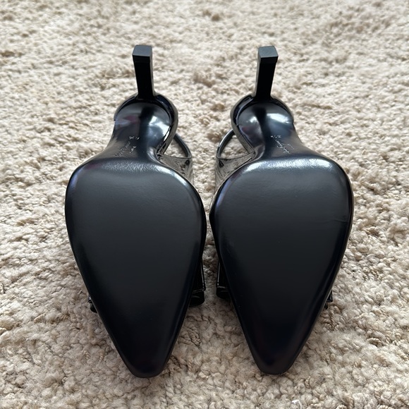 Salvatore Ferragamo Karine Black Patent Leather Pump NWT - Picture 9 of 13